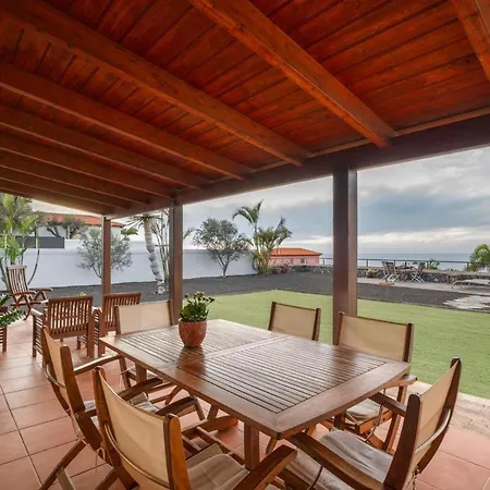 Casa Tagoro, Facing The Ocean *