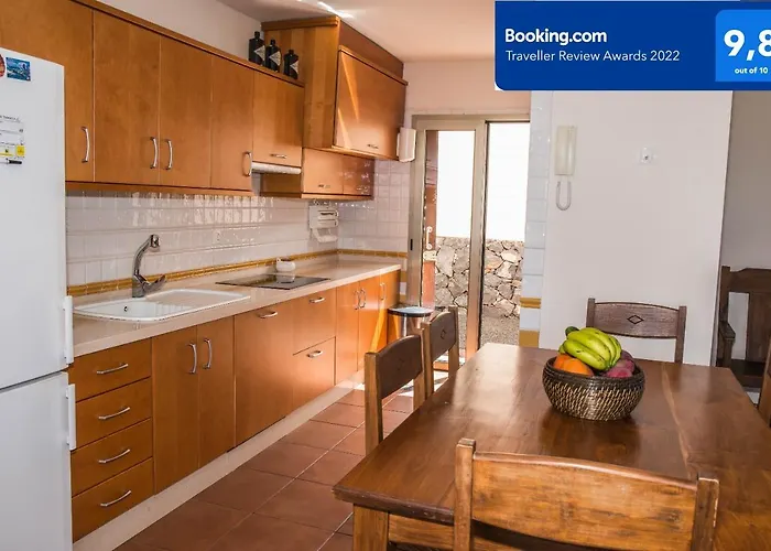 Casa Tagoro, Facing The Ocean