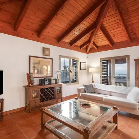 Holiday home Casa Tagoro, Facing The Ocean *